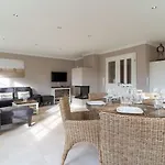 Reetdachhaus Dreilanden Reetdachhaus Suenn Hart * Bohl